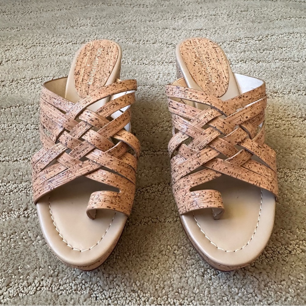 Donald J Pliner Flore Woven Strappy Platform Wedge Cork Slip On Sandals Tan 8.5 - Picture 4 of 16